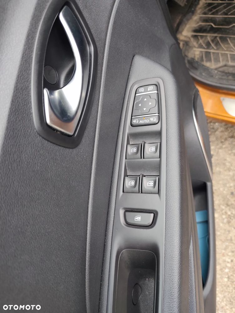 Renault Captur 0.9 Energy TCe Limited - 12
