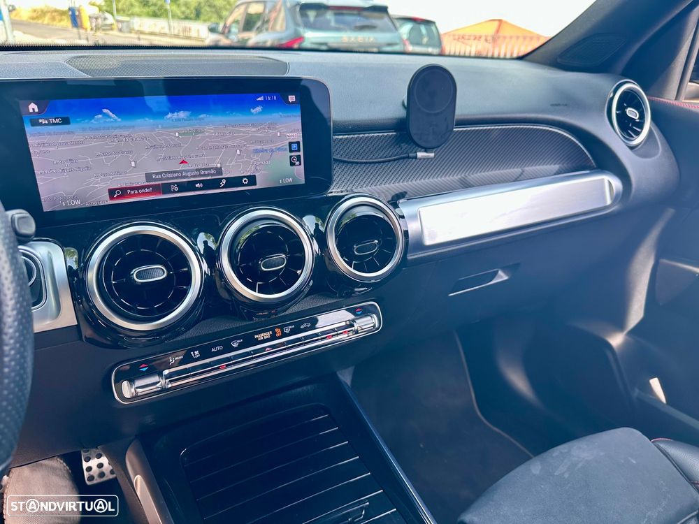 Mercedes-Benz GLB 200 d AMG Line - 4