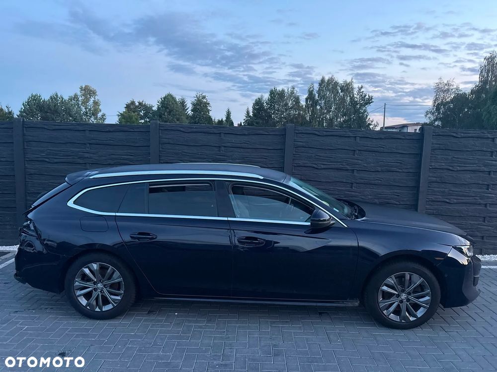 Peugeot 508 BlueHDi 130 EAT8 Allure - 29