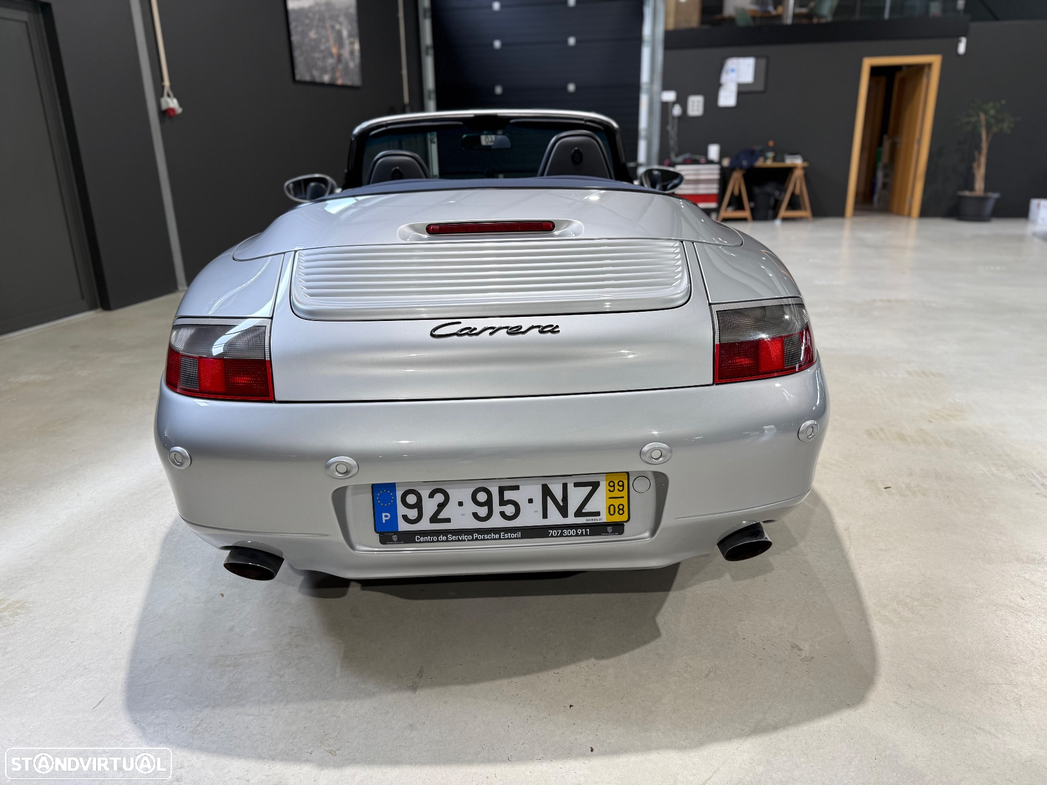Porsche 911 Série F - 11