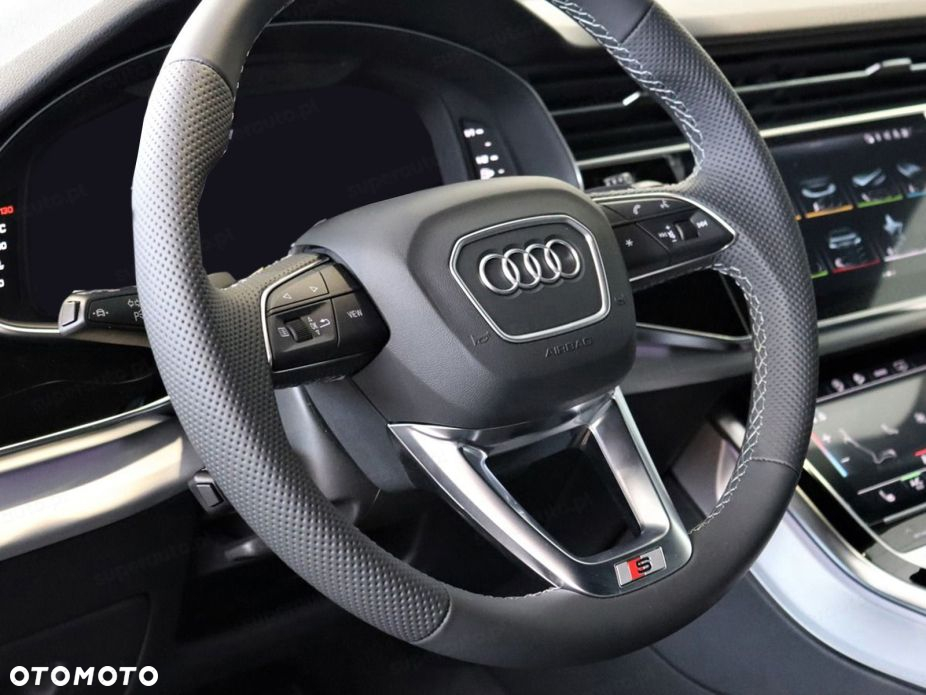 Audi Q8 - 5