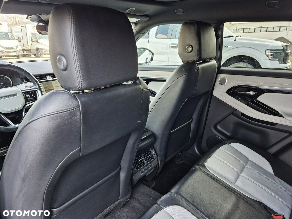 Land Rover Range Rover Evoque - 29