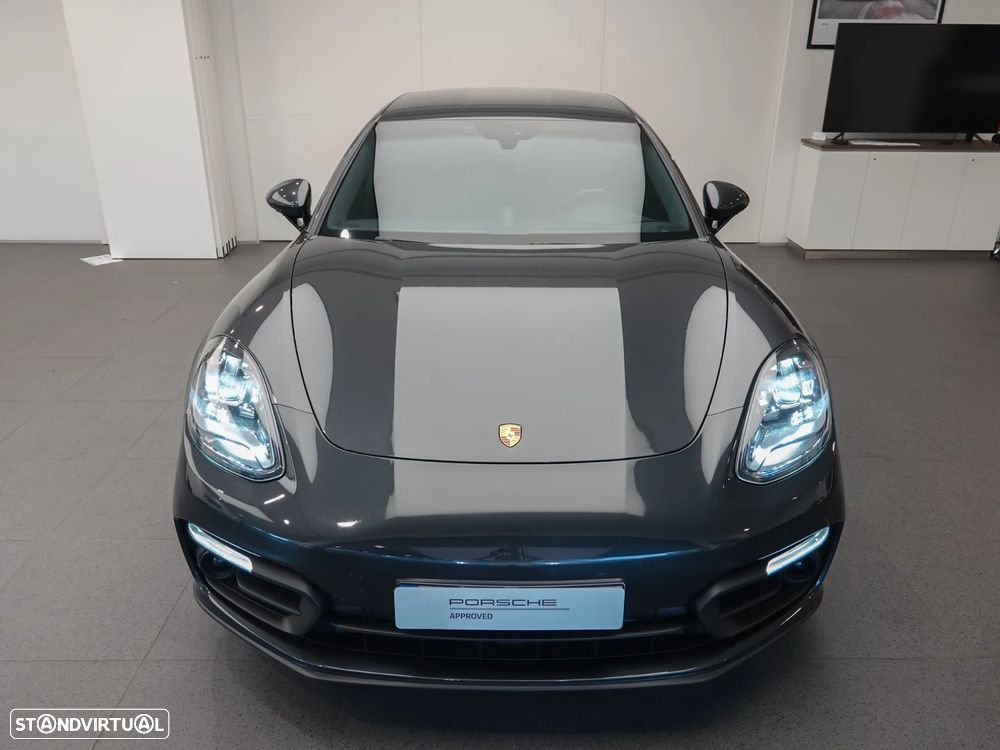 Porsche Panamera Sport Turismo 4 E-Hybrid - 18
