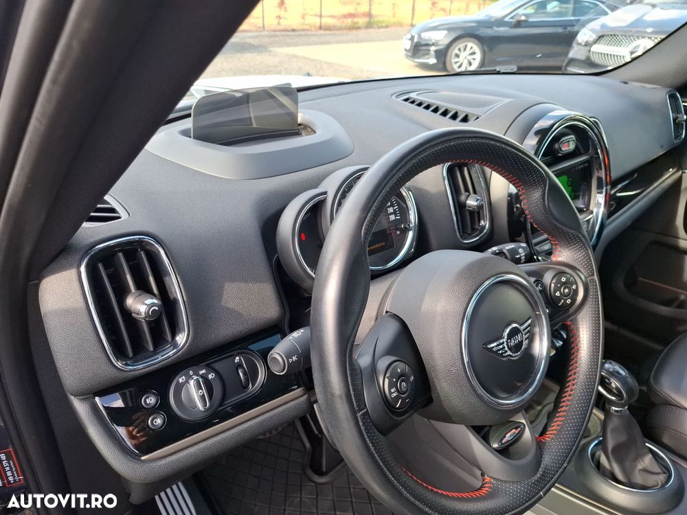 Mini Countryman Cooper S E ALL4 AT - 18