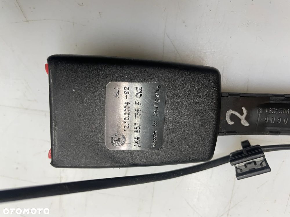 Zapinka pasa fotela prawy przód vw Golf V 5D 1K4857756F - 2