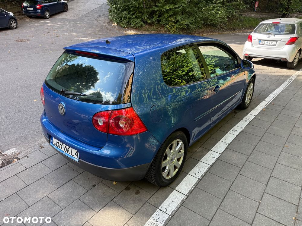 Volkswagen Golf - 4