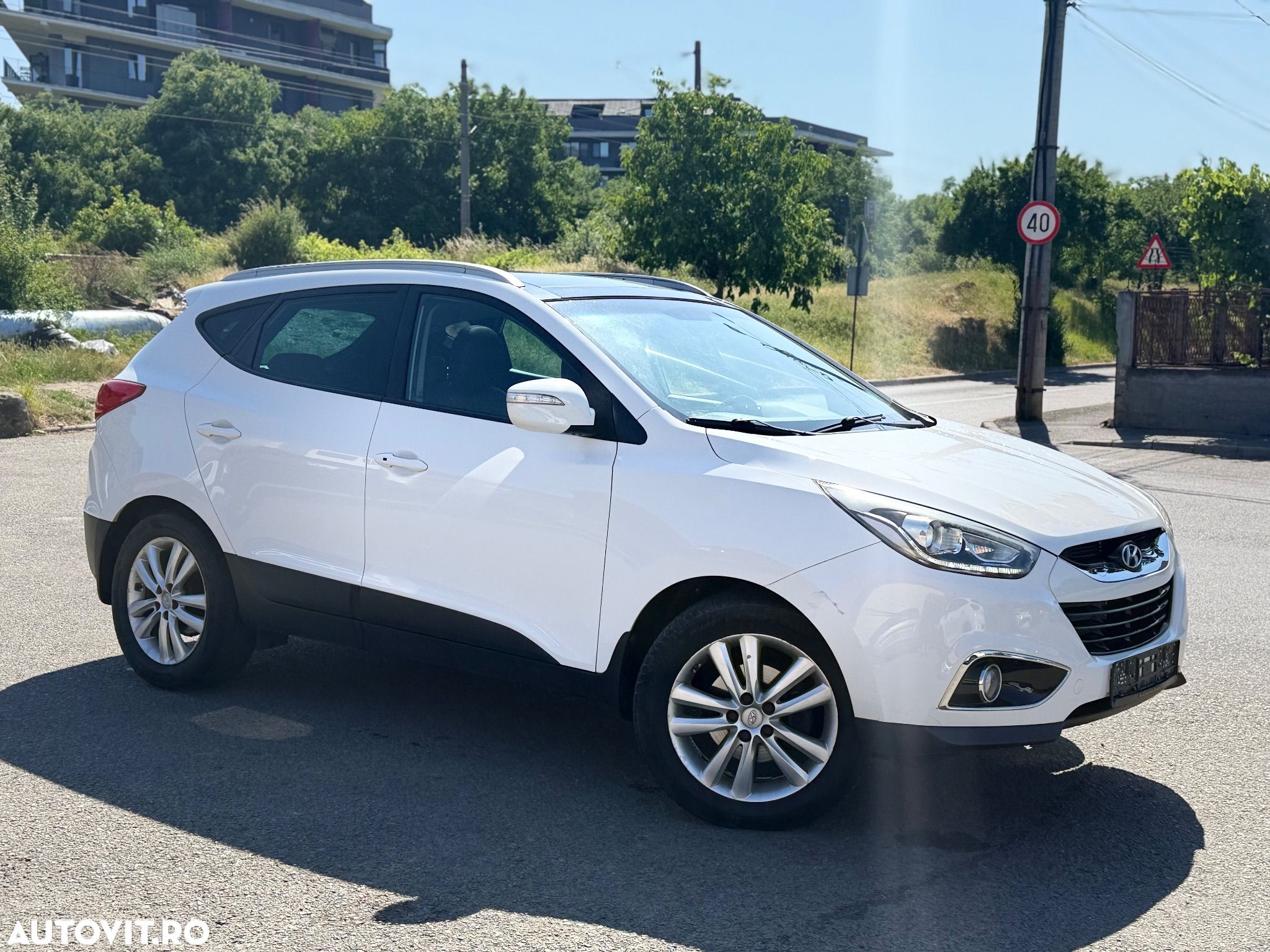 Hyundai ix35 2.0 CRDI 4WD Automatik Finale Gold - 1