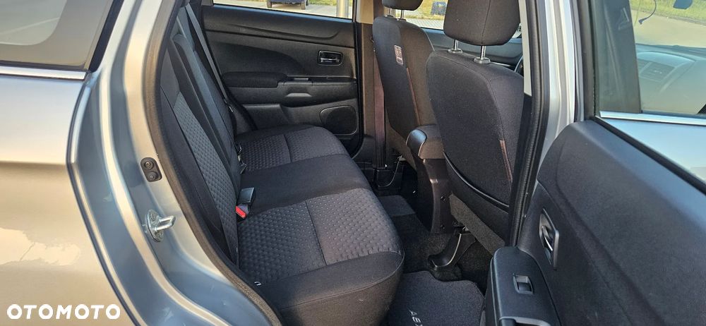 Mitsubishi ASX 1.8 DID Invite 4WD AS&G - 9
