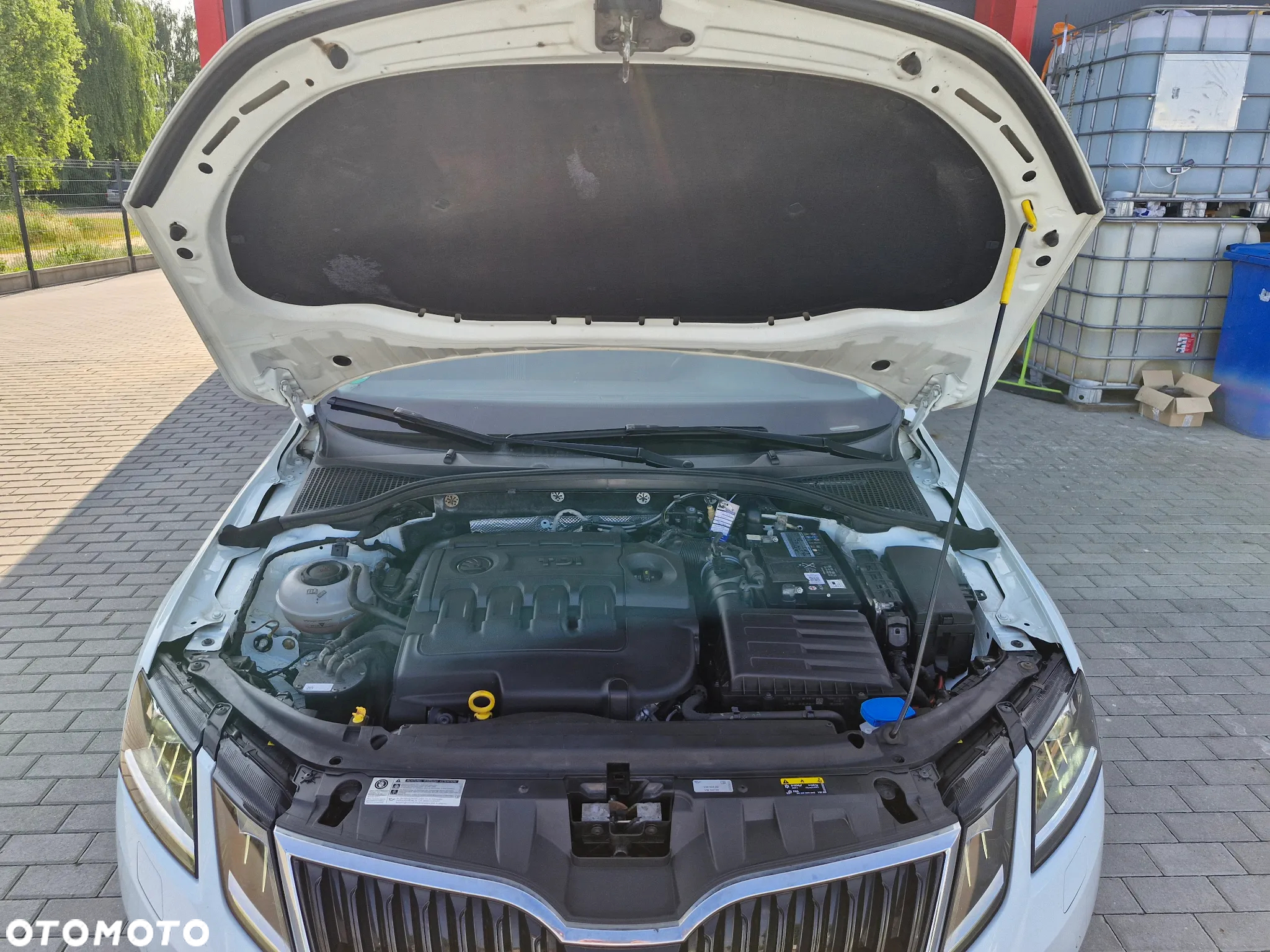 Skoda Octavia 2.0 TDI Ambition DSG - 16