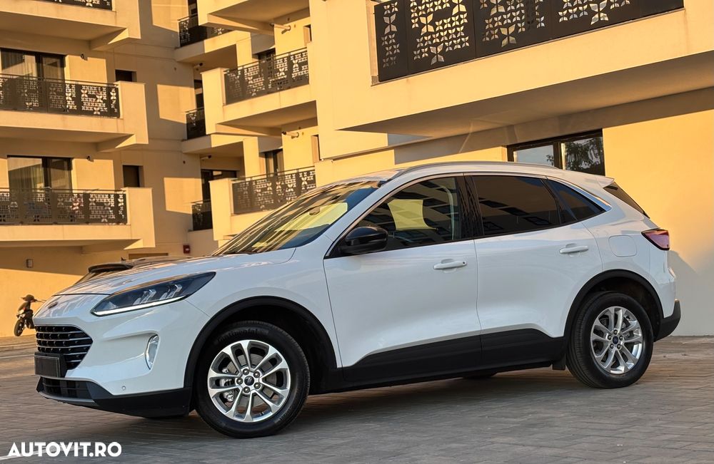 Ford Kuga - 2