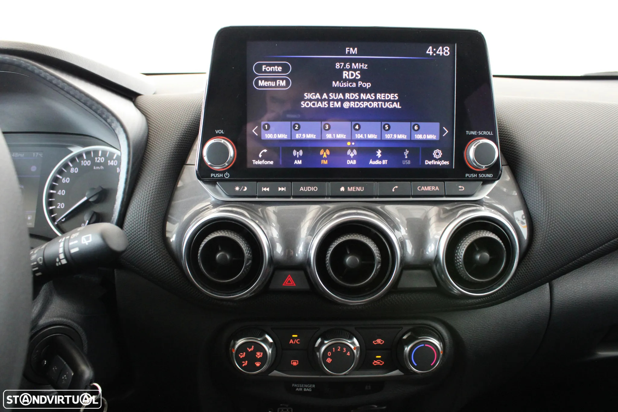 Nissan Juke 1.0 DIG-T Acenta - 11