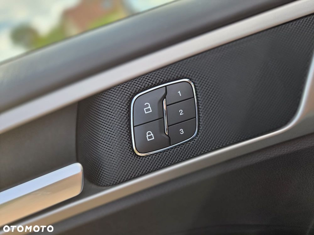 Ford Mondeo Vignale 2.0 TDCi 4WD PowerShift - 24