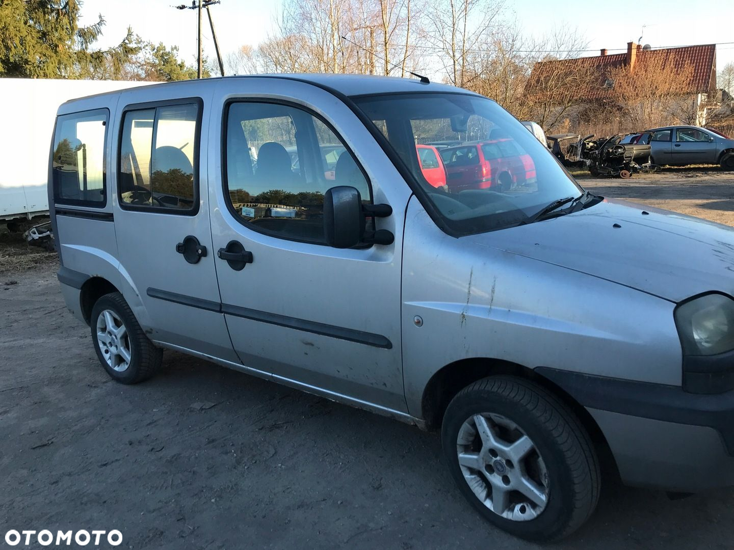 SZYBA TYL TYLNA BOCZNA PRAWA SRODKOWA SUWANA PRZESUWNA FIAT DOBLO I W-WA - 2