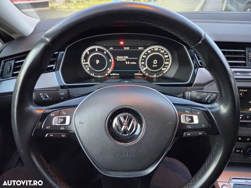 Volkswagen Passat Alltrack - 8