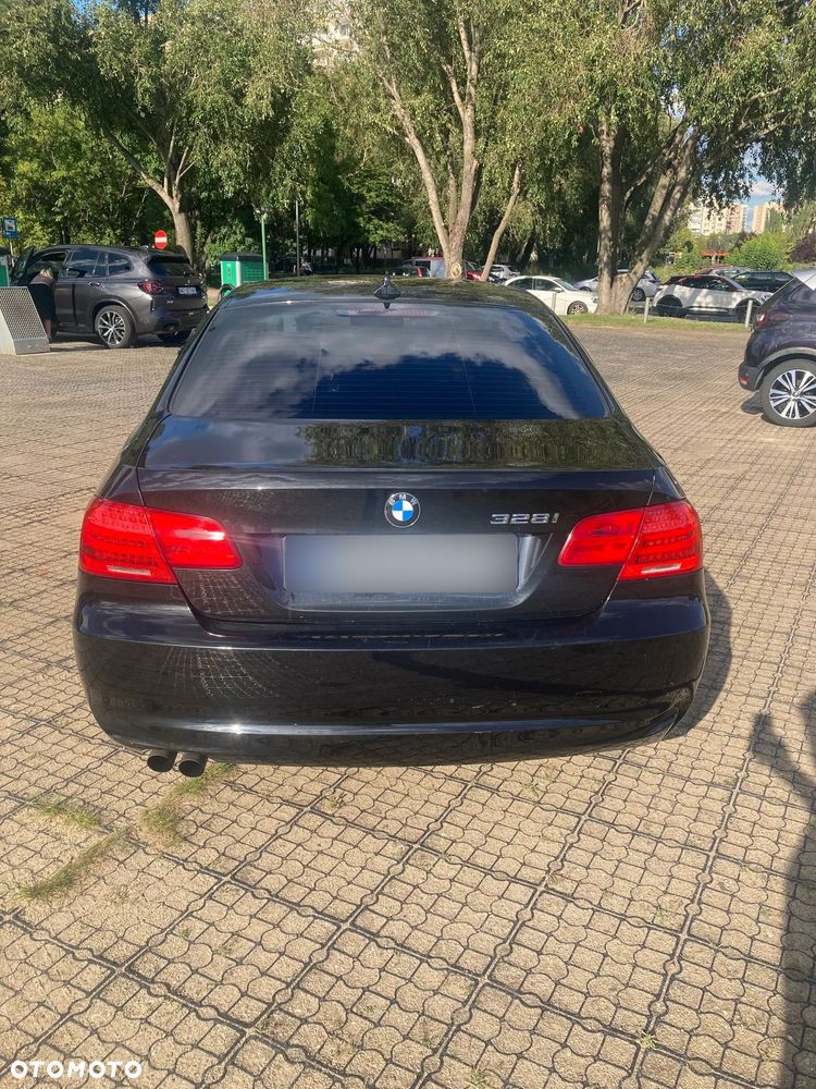 BMW Seria 3 330xi - 4