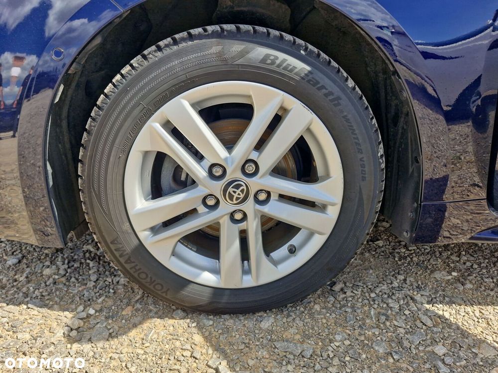 Toyota Corolla 1.8 Hybrid Comfort - 17
