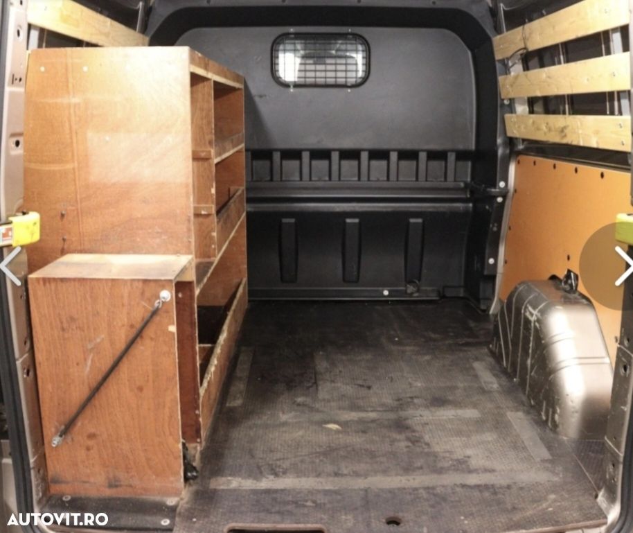 Ford Transit Custom - 8