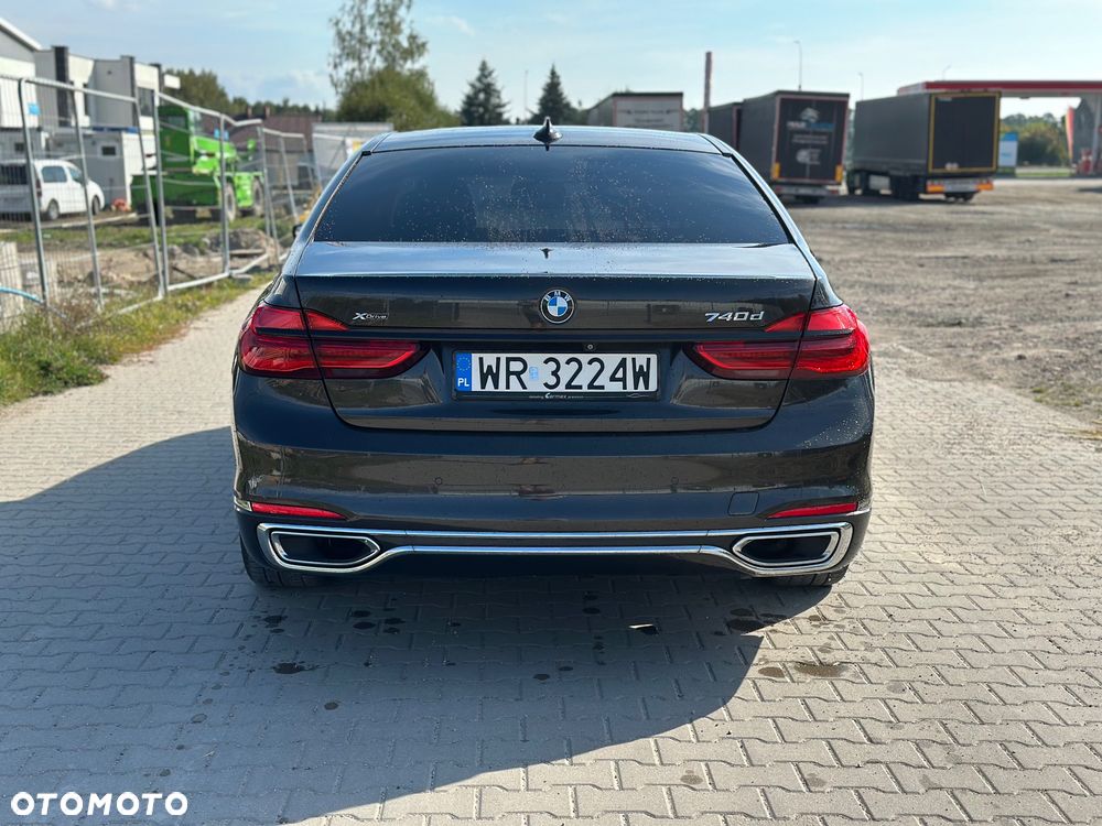 BMW Seria 7 740d xDrive - 2