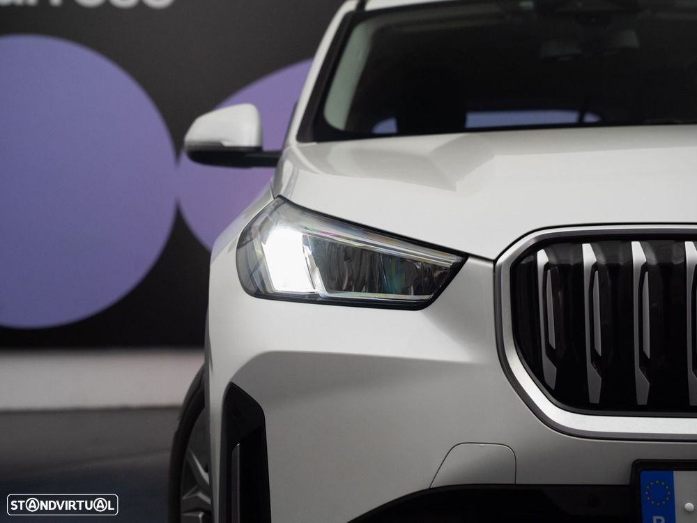 BMW iX1 xDrive30 - 10