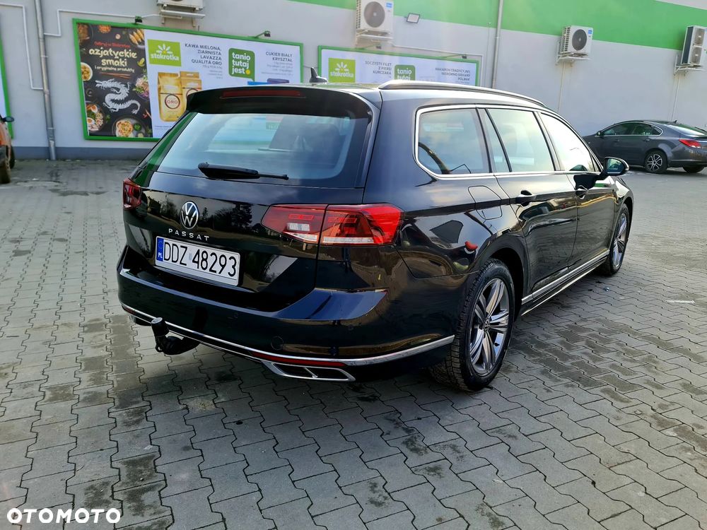 Volkswagen Passat ver-variant-2-0-tdi-scr-dsg-r--line - 5