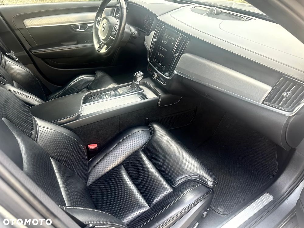 Volvo V90 Cross Country D5 AWD Pro - 16