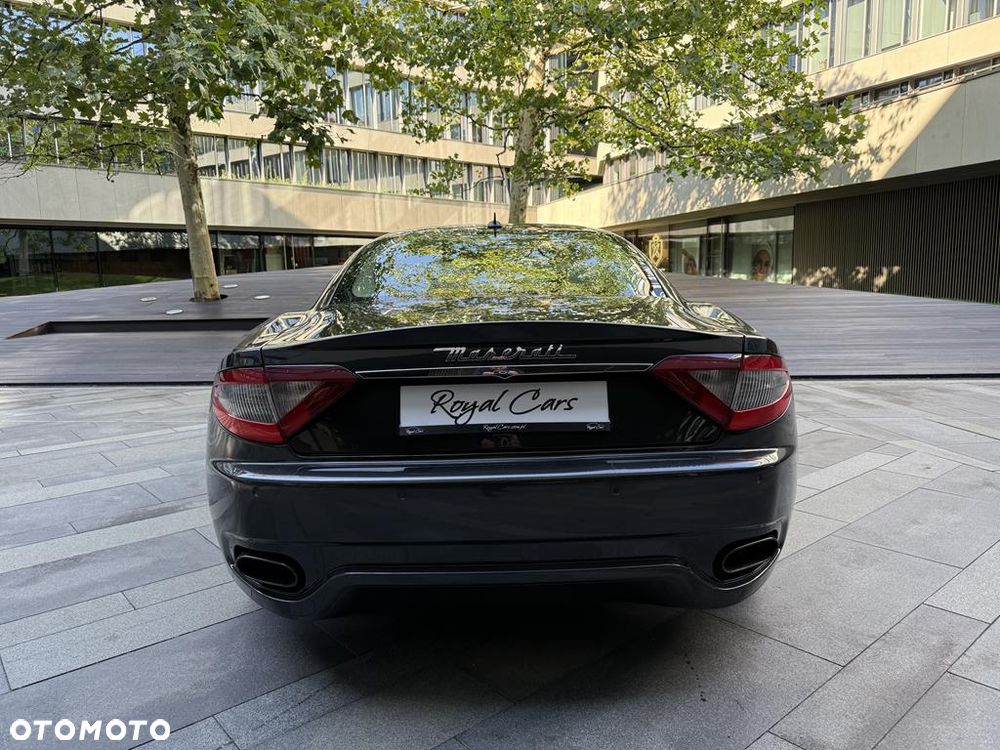 Maserati GranTurismo S Automatik - 7