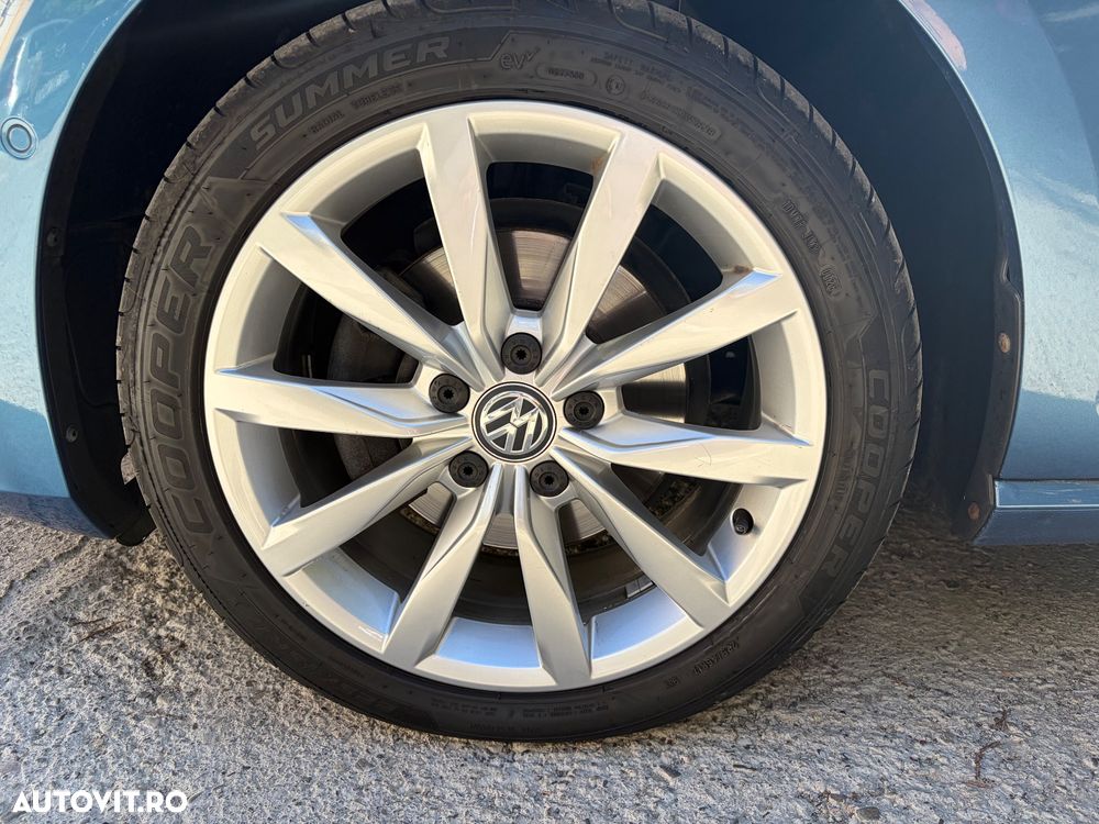 Volkswagen Golf - 14