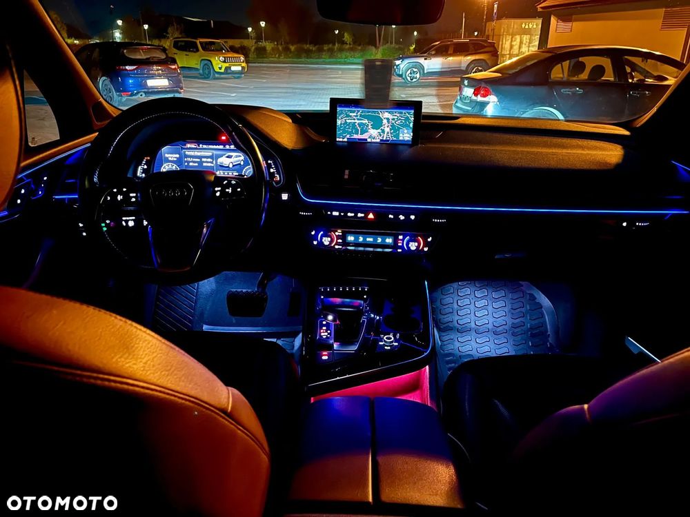 Audi Q7 - 37