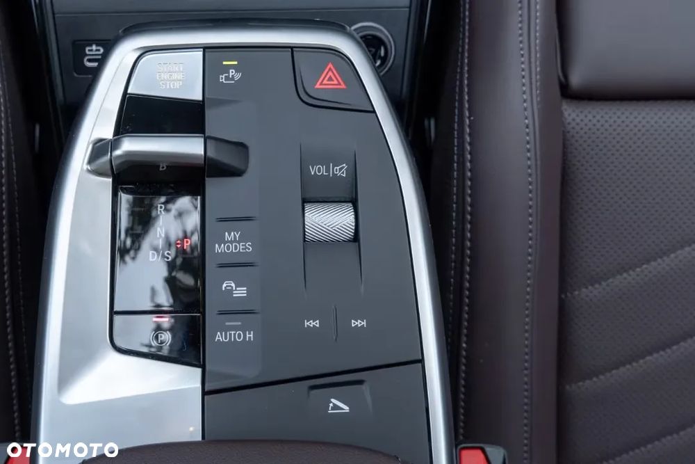 BMW X1 sDrive20i mHEV - 29