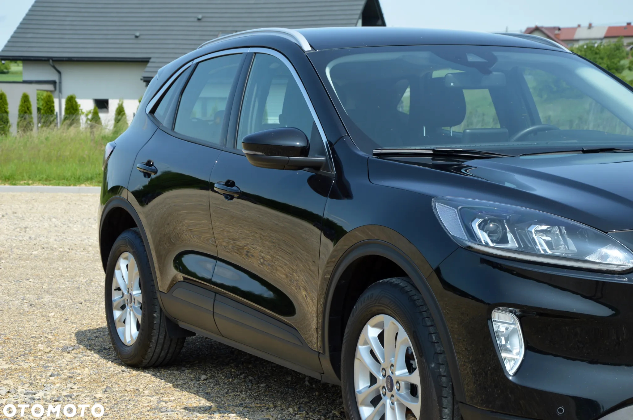 Ford Kuga 2.5 Duratec FHEV TITANIUM - 17