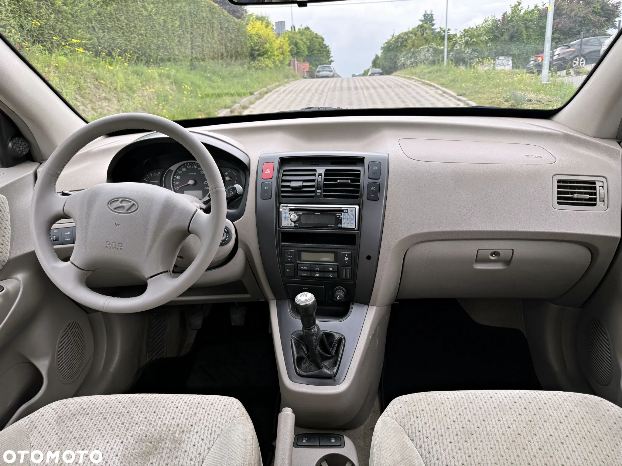 Hyundai Tucson 2.0 4WD GLS - 15