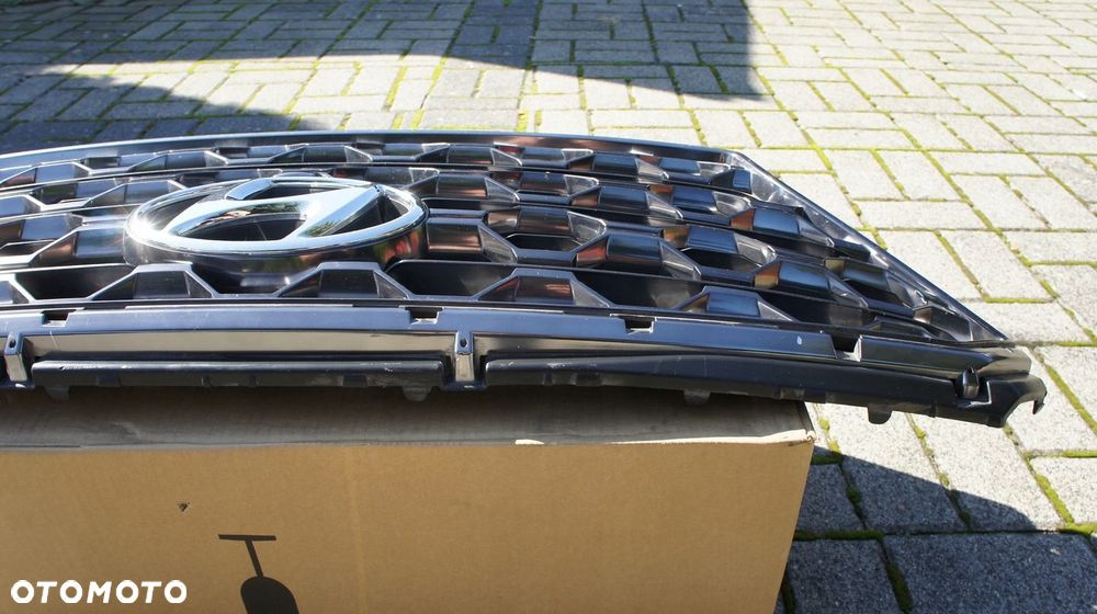 ATRAPA PRZEDNIA GRILL HYUNDAI SANTA FE IV - 6