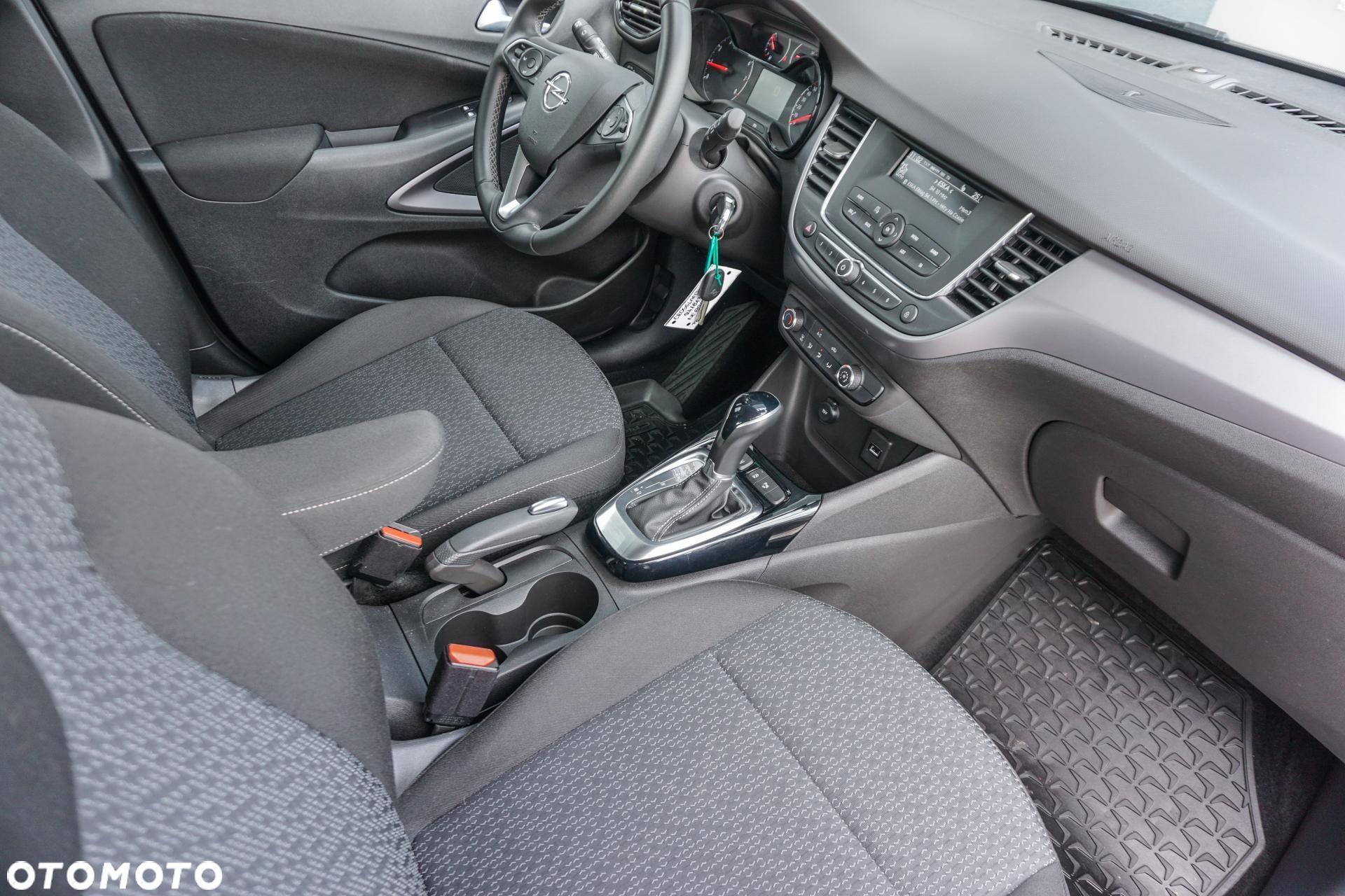 Opel Crossland - 16