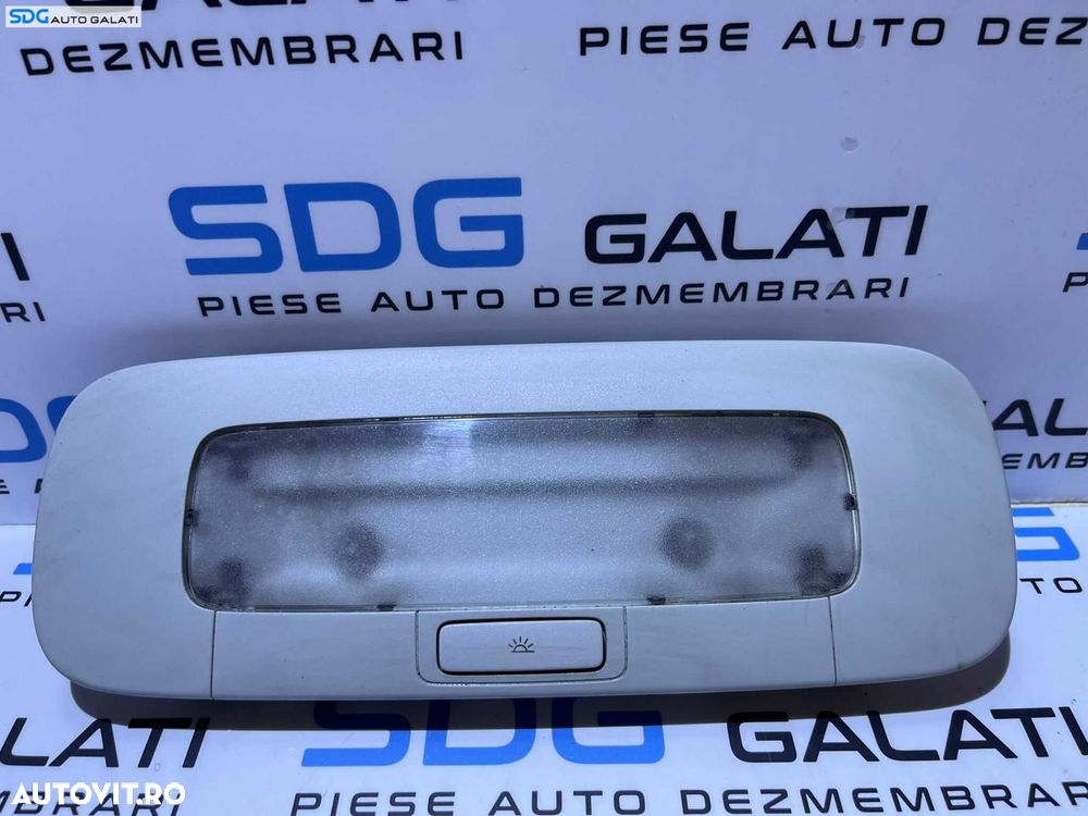 Plafoniera Lumini Lampa Iluminare Plafon Spate Pasager Volkswagen Passat B6 2005 - 2010 Cod 1K0947291 - 1