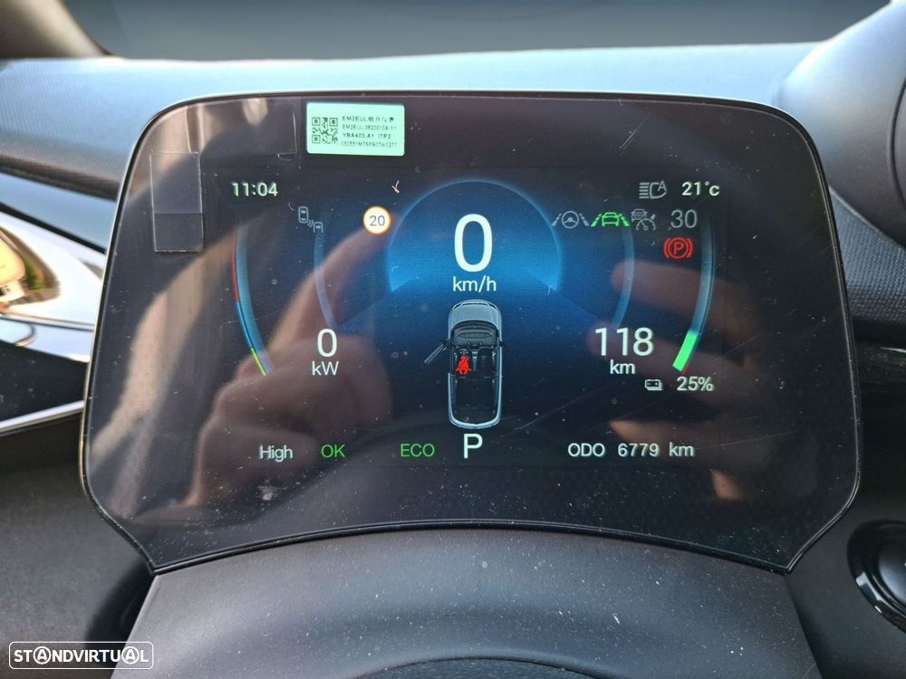 BYD Dolphin 60.4 kWh Design - 9