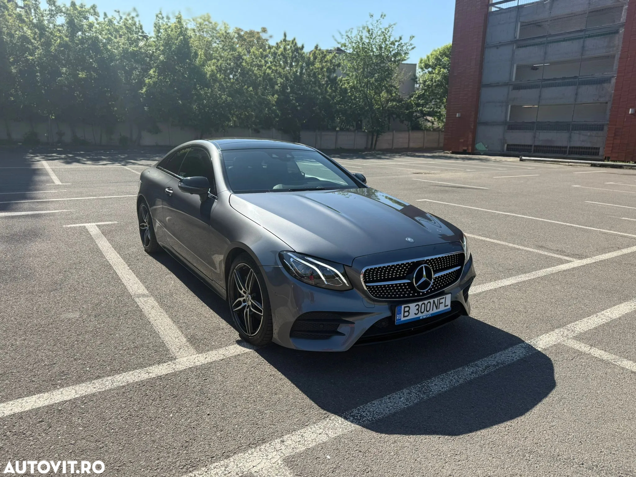 Mercedes-Benz AMG - 6