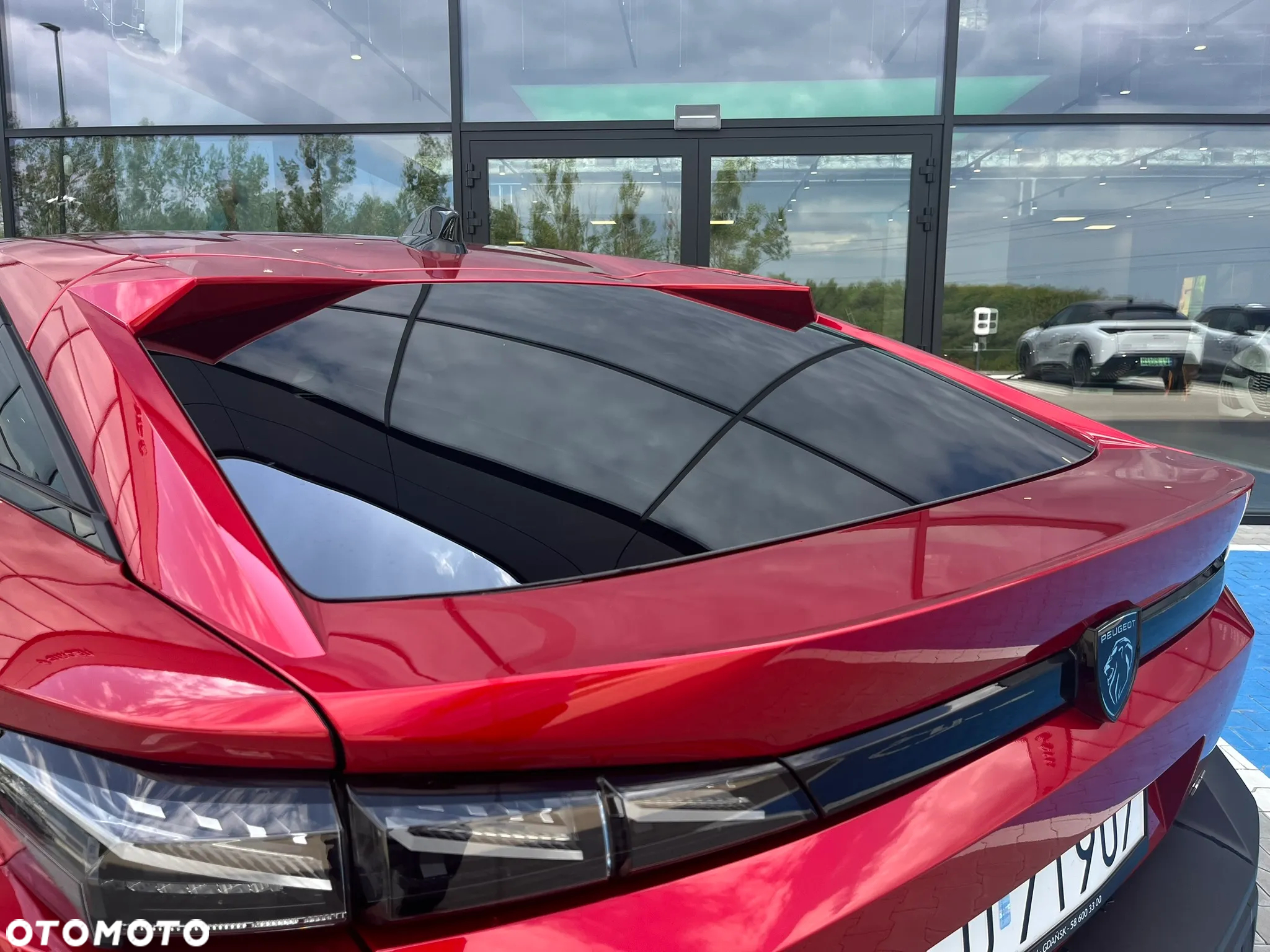 Peugeot 408 1.2 PureTech mHEV GT S&S e-DSC6 - 10