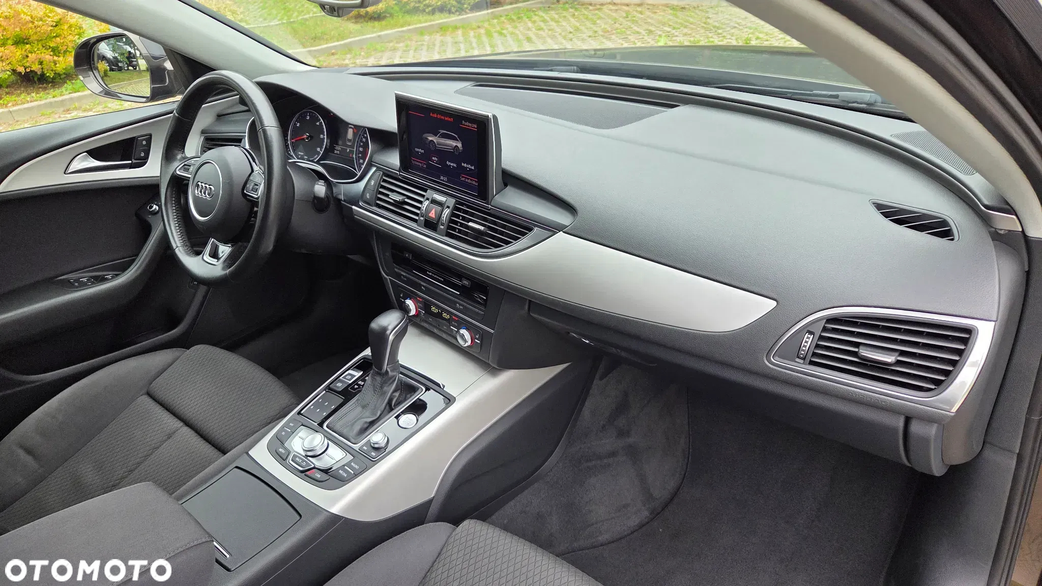 Audi A6 Avant 2.0 TDI Ultra S tronic - 26
