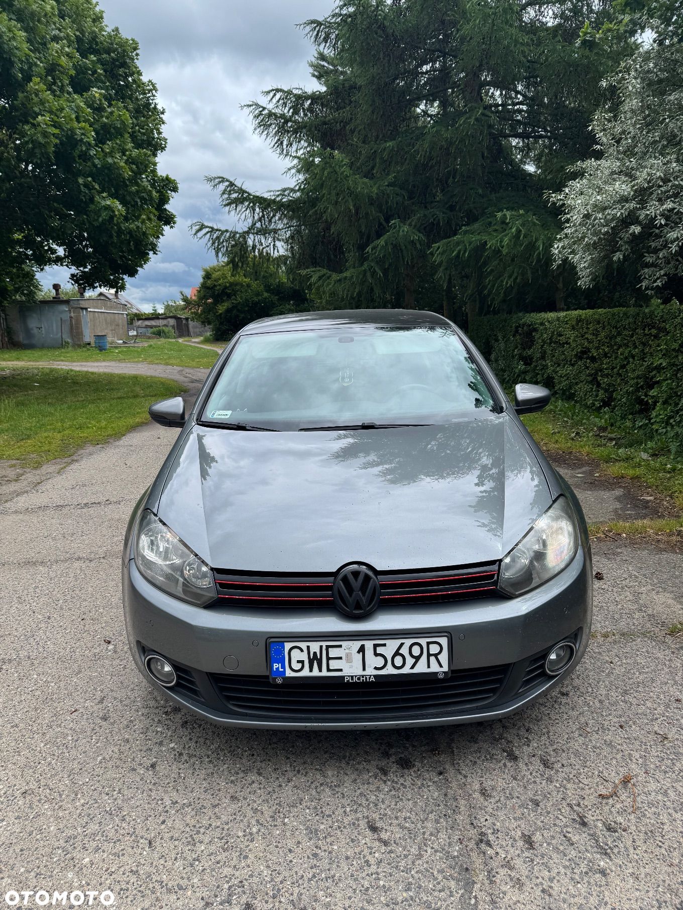 Volkswagen Golf - 1