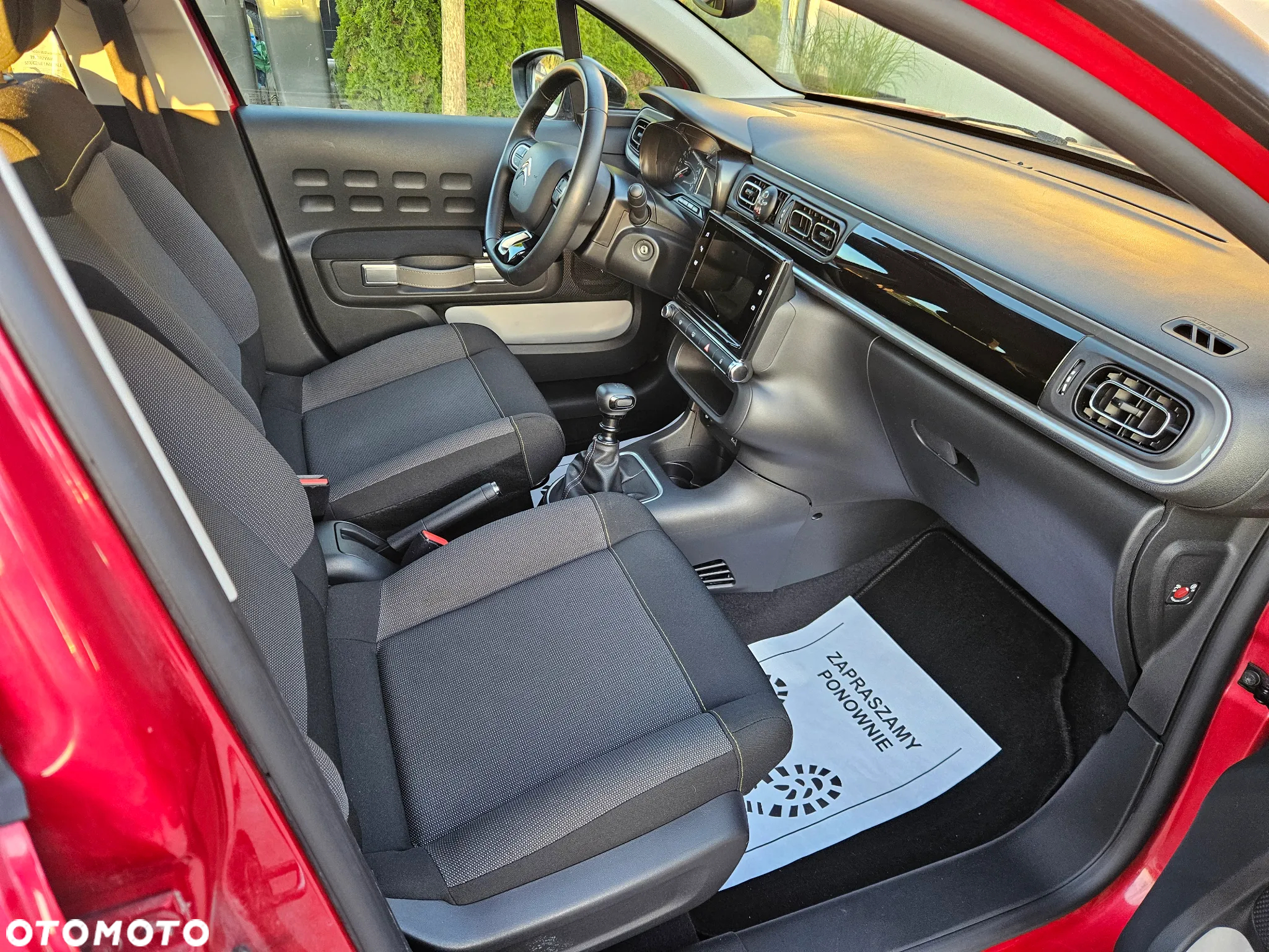 Citroën C3 Pure Tech 110 S&S SHINE - 18