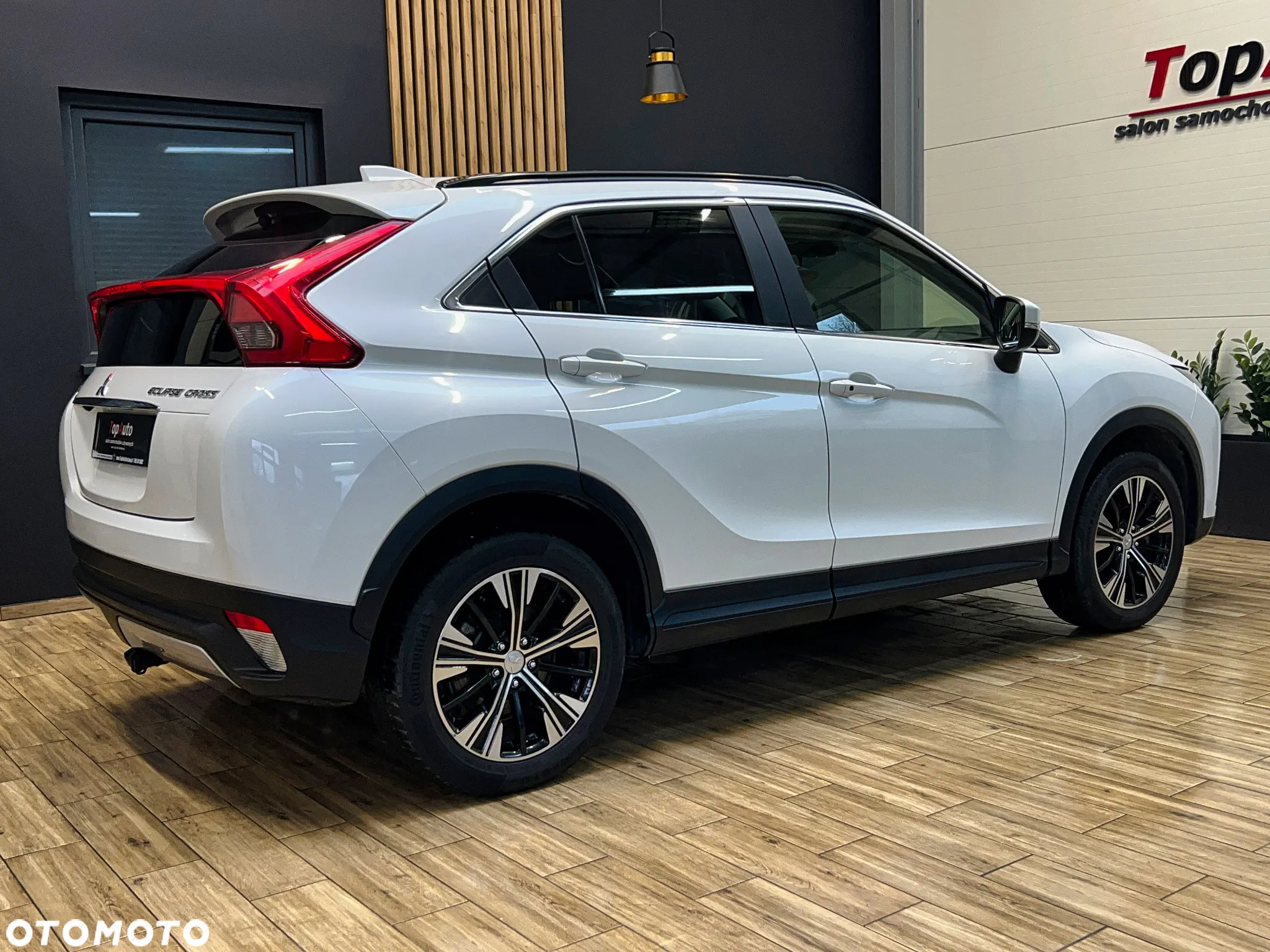 Mitsubishi Eclipse Cross 1.5 T GPF Invite Plus - 6