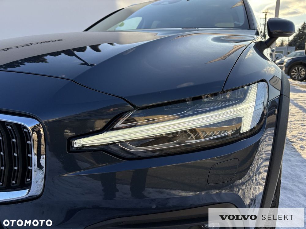 Volvo V60 Cross Country - 6