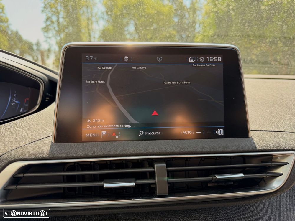 Peugeot 3008 1.2 PureTech Allure EAT6 - 43