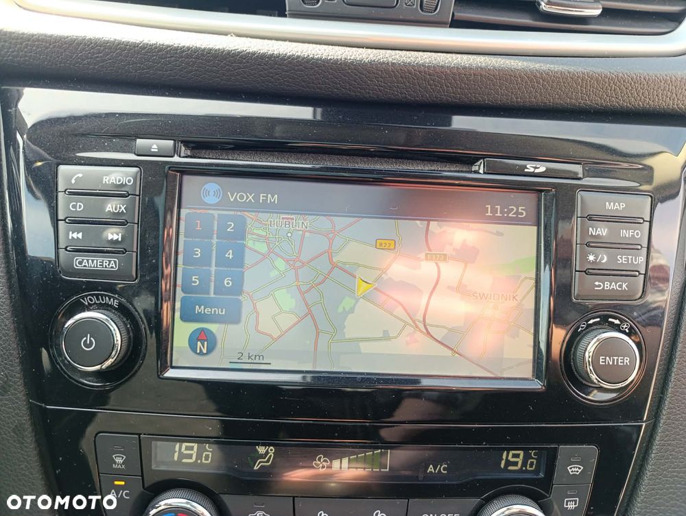 Nissan Qashqai 1.2 DIG-T N-Connecta - 16