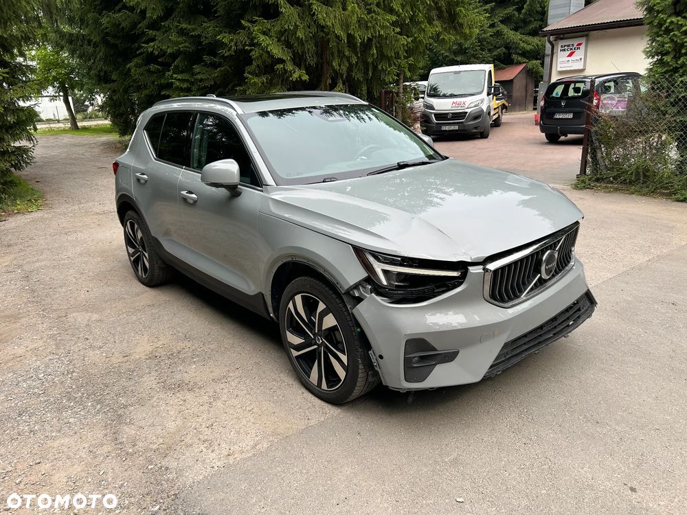 Volvo XC 40 B5 B AWD Ultimate Bright - 3