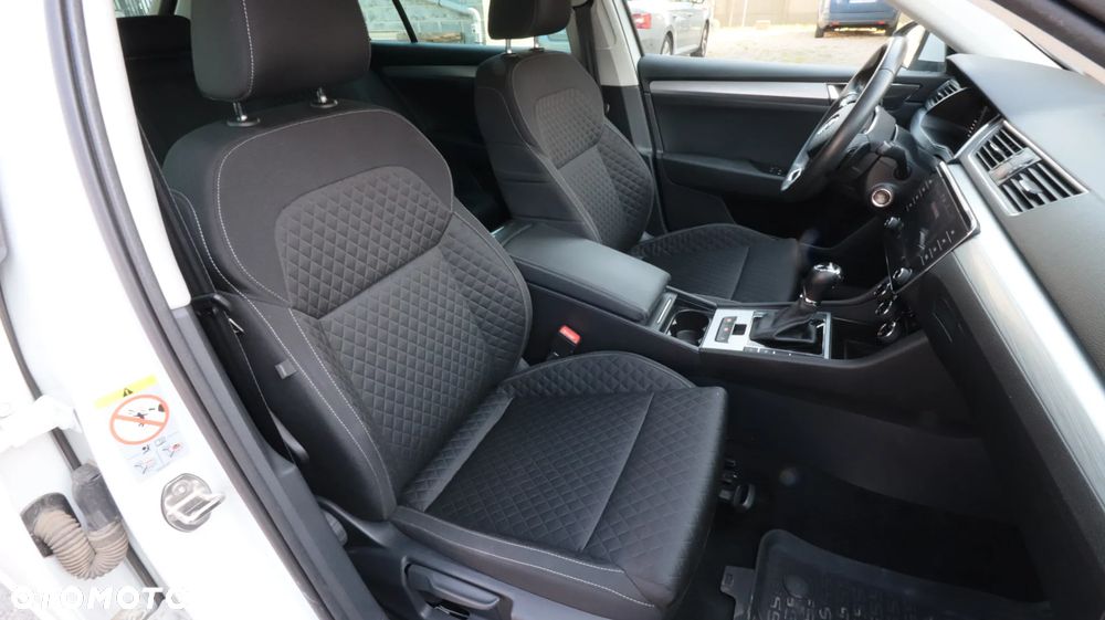 Skoda Superb 2.0 TSI Style DSG - 14