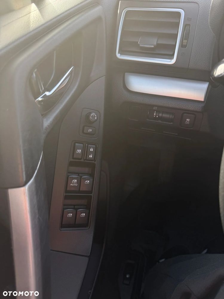 Subaru Forester 2.0D Active Lineartronic EU6 - 3