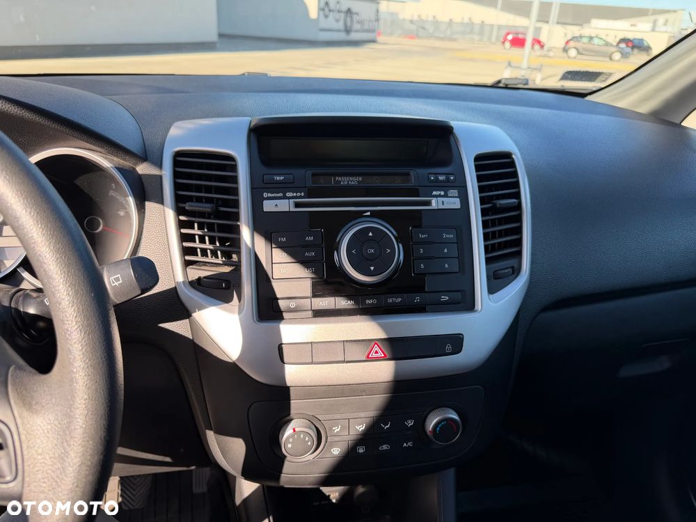 Kia Venga 1.4 M - 25