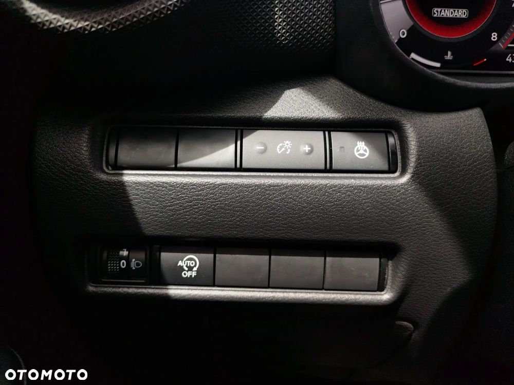 Nissan Juke 1.0 DIG-T N-Connecta DCT - 14