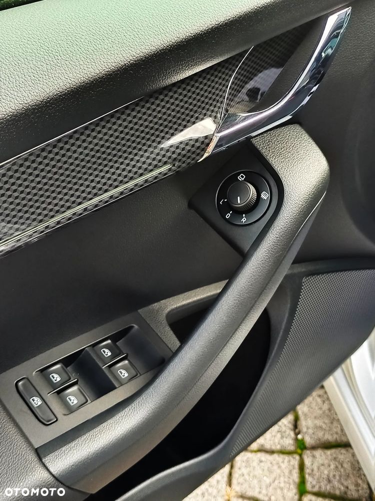 Skoda Octavia 2.0 TDI (Green tec) RS - 28